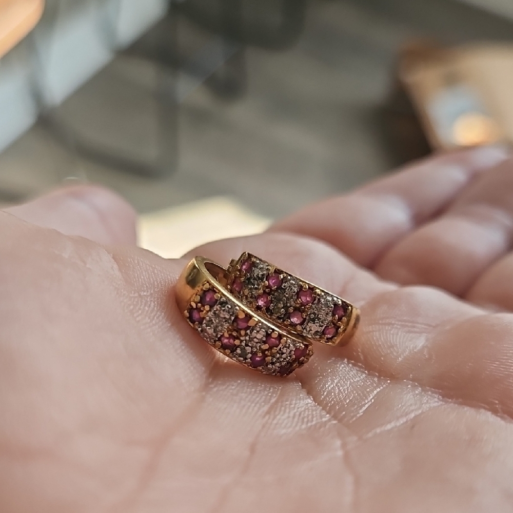 Source Unknown Gold Plated Pink Crystal Earrings - Picture 3 of 3